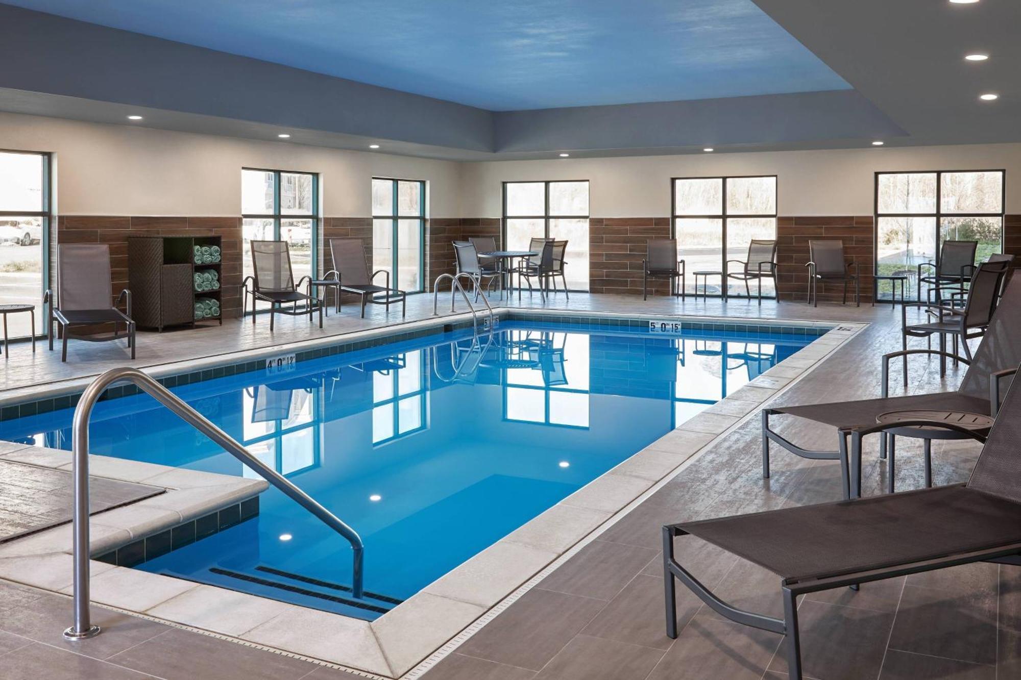 Fairfield Inn & Suites By Marriott Virginia Beach/Norfolk Airport Екстер'єр фото