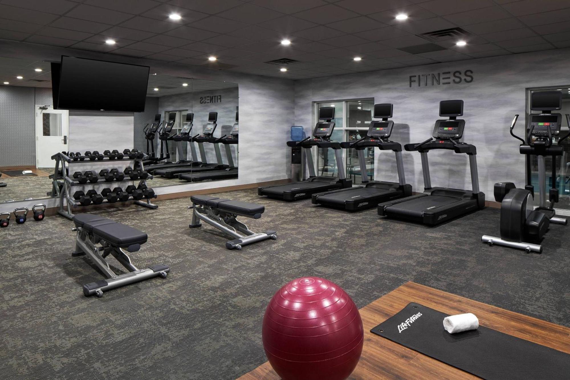 Fairfield Inn & Suites By Marriott Virginia Beach/Norfolk Airport Екстер'єр фото
